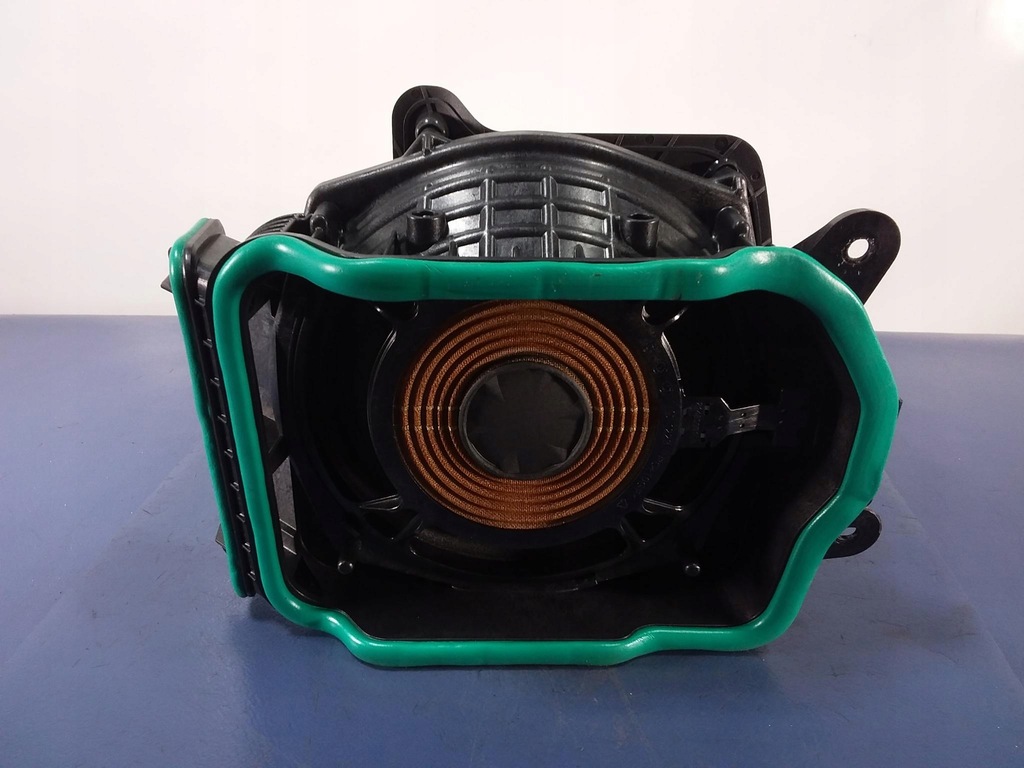 фото №4, Bmw 7 g11 g12 g30 динамик сабвуфер правый 9353986