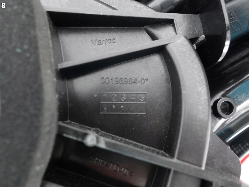 фото №9, Peugeot 208 i lift 15-19 лампа led ліва задня eu