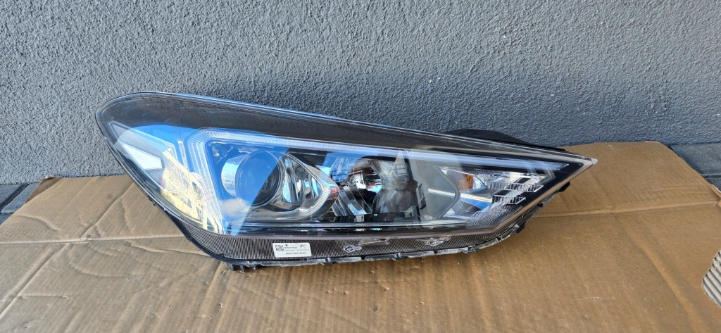 фото №1, Hyundai tucson iii lift лампа правая перед передняя линза 92102d7600