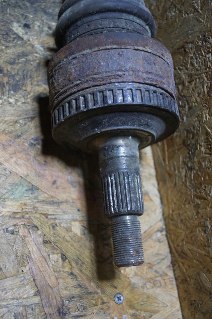 Приводной вал задний porsche boxster 986 98633202450 Доставка