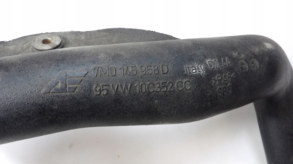 фото №4, Volkswagen оригинальный номер 7m0145955g труба шланг интеркулер