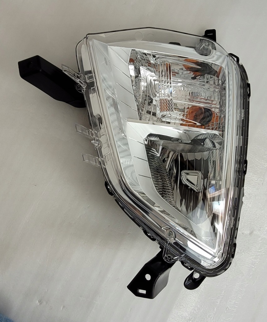 Противотуманная фара левое  mitsubishi eclipse cross 2018- w4323 Недорого