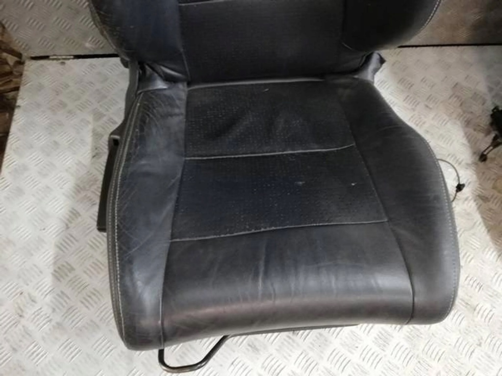 фото №5, Сиденья заднее сиденье ремни задняя megane iii coupe van кожа