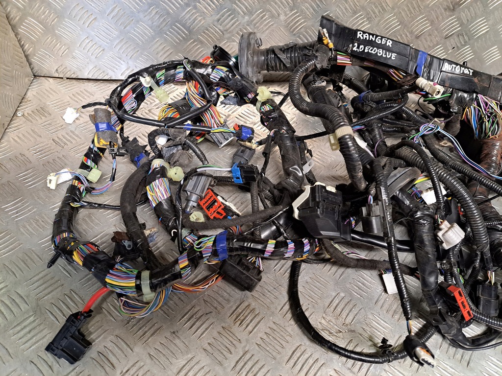 фото №13, Ford ranger 20r 2.0 tdci електропроводка відсік двигуна