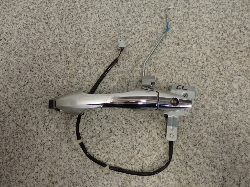 фото №1, Honda accord cl 4d vii 03- ручка передняя левая