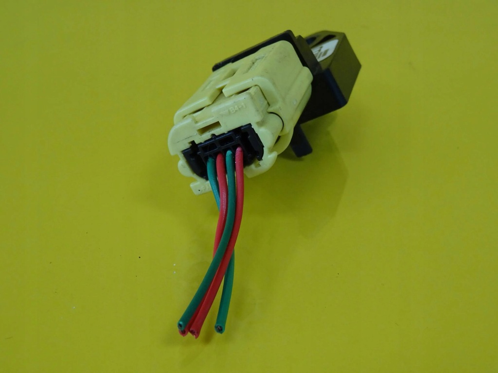 фото №6, Датчик удара toyota avensis t250 89831-05010 nr367