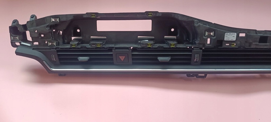 фото №5, Audi q5 sq5 oem панель приладів air vents rhd 8w2820901b