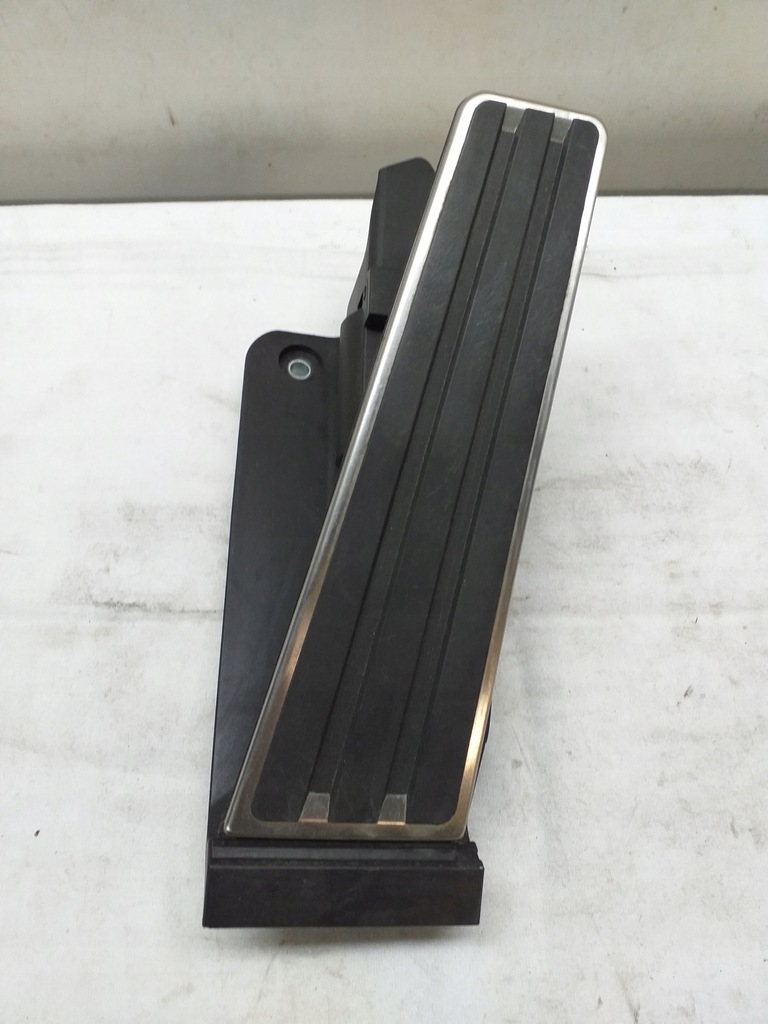 фото №1, Porsche panamera 970 педаль газу