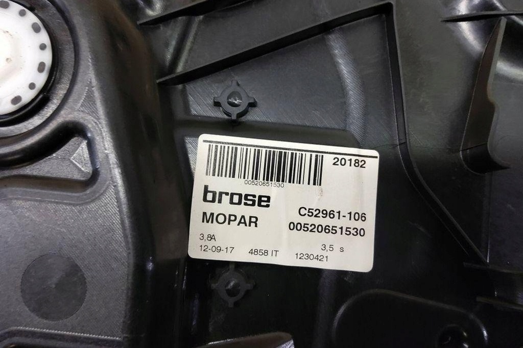 фото №6, Подъемник стекло левых передних дверь jeep renegade off-road bu