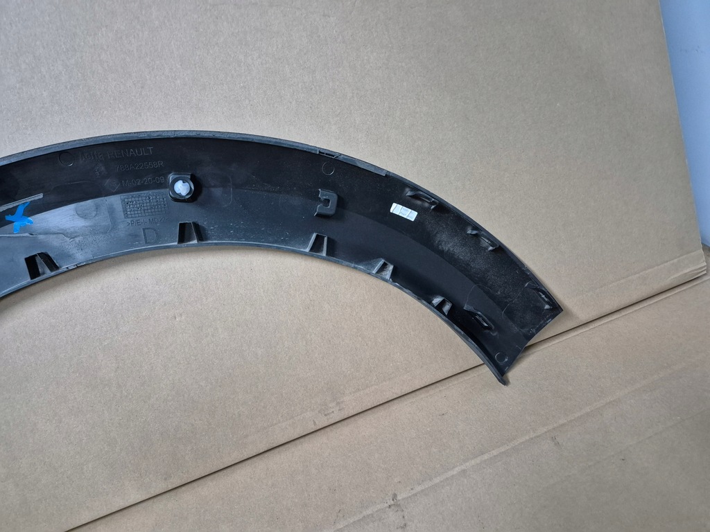 фото №11, Dacia jogger молдинг na крила задній задня правий