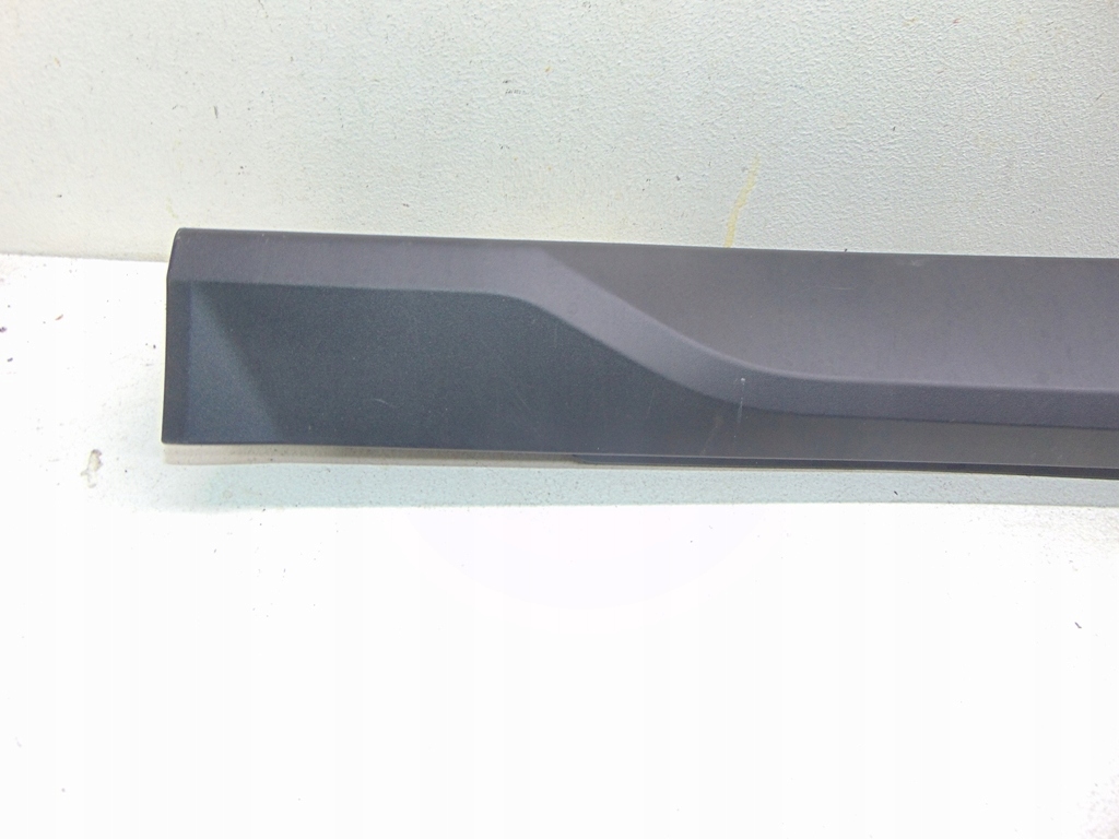 Bmw ix1 x1 u11 u12 молдинг поріг права 51779883554 Київ