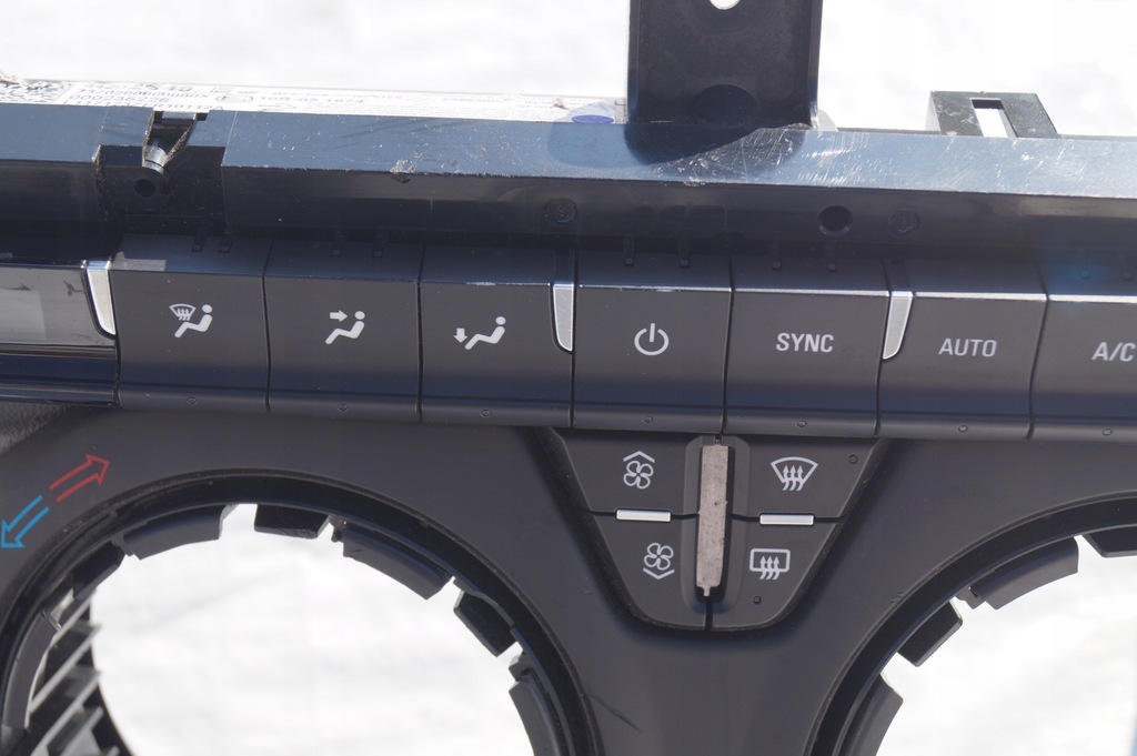 фото №8, Панель обдув chevrolet camaro vi 6 15-22 84202649