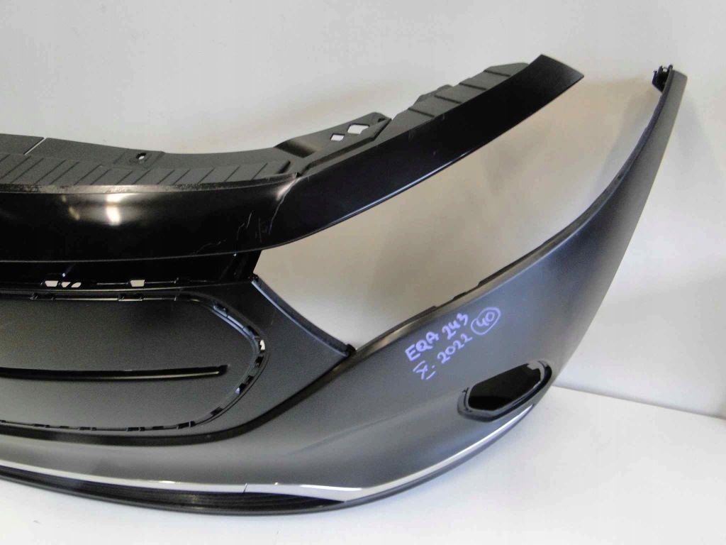 фото №10, Mercedes eqa h243 243 бампер нижняя часть bez pts
