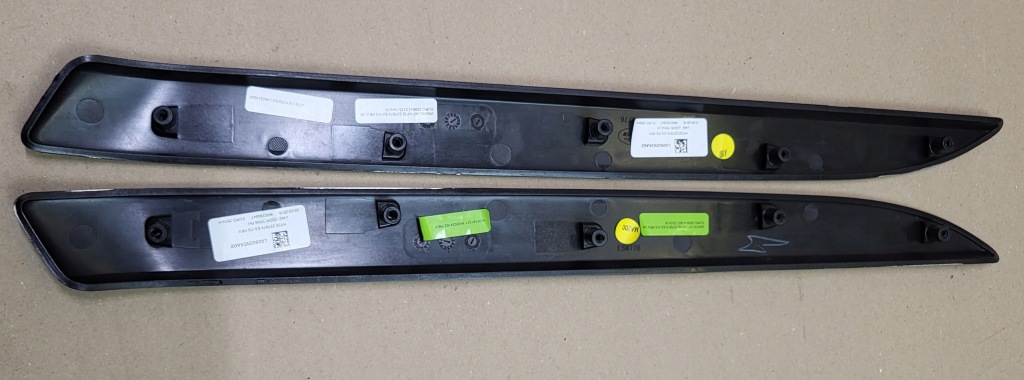 фото №14, Молдинг дверь dekor подсветка ambiente led land rover discovery 5 v l462