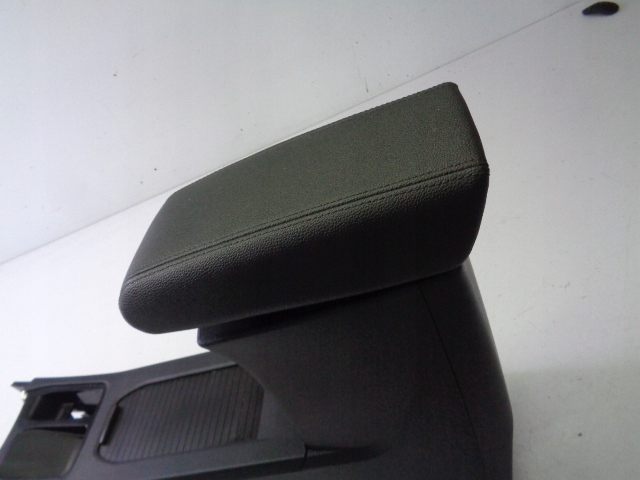 фото №2, Подлокотник туннель renault clio v 1.0 tce 2020 rok