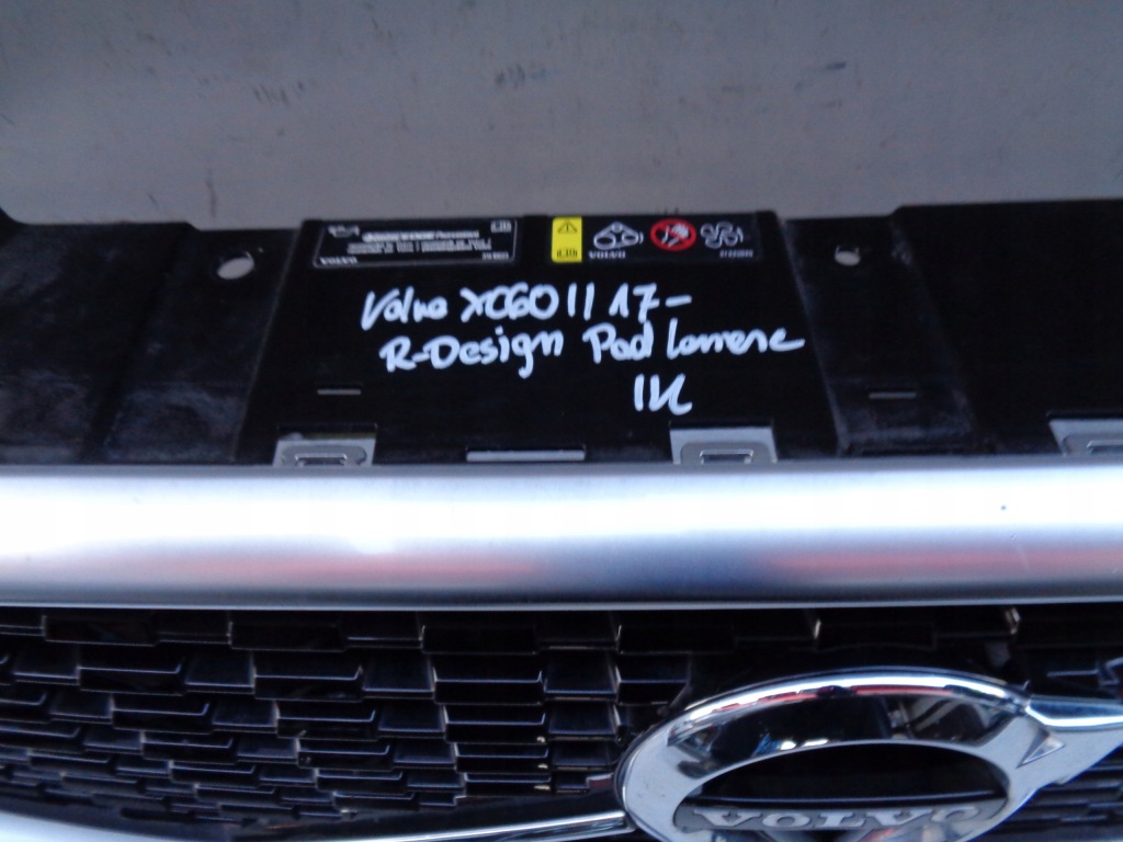 фото №5, Решётка радиатора решётка радиатора volvo xc60 ii 17- r-design pod камера