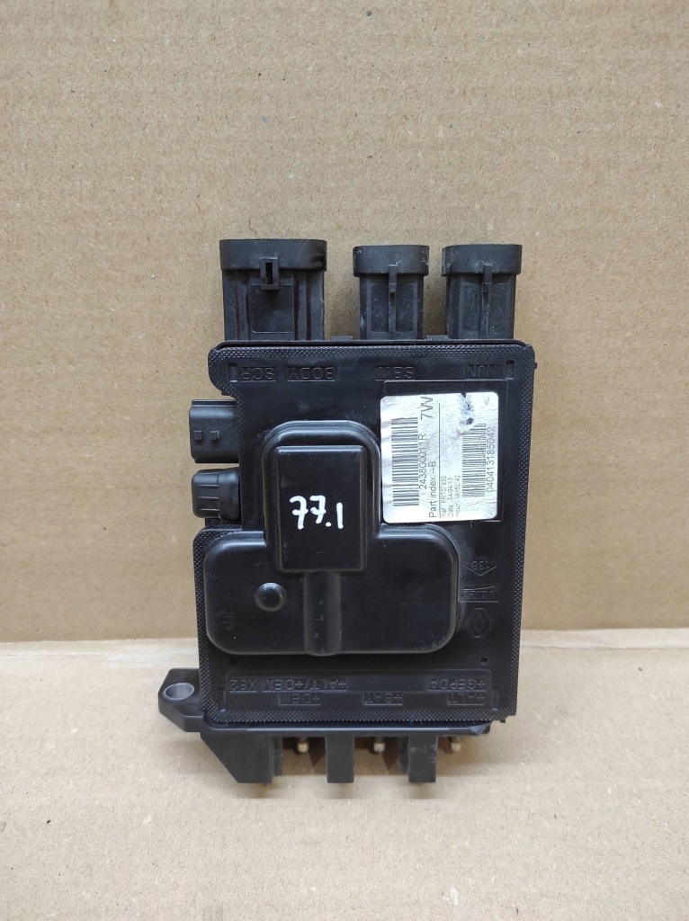 Купить Модуль блок управления аккумулятор renault megane 3 scenic 3 243800011r