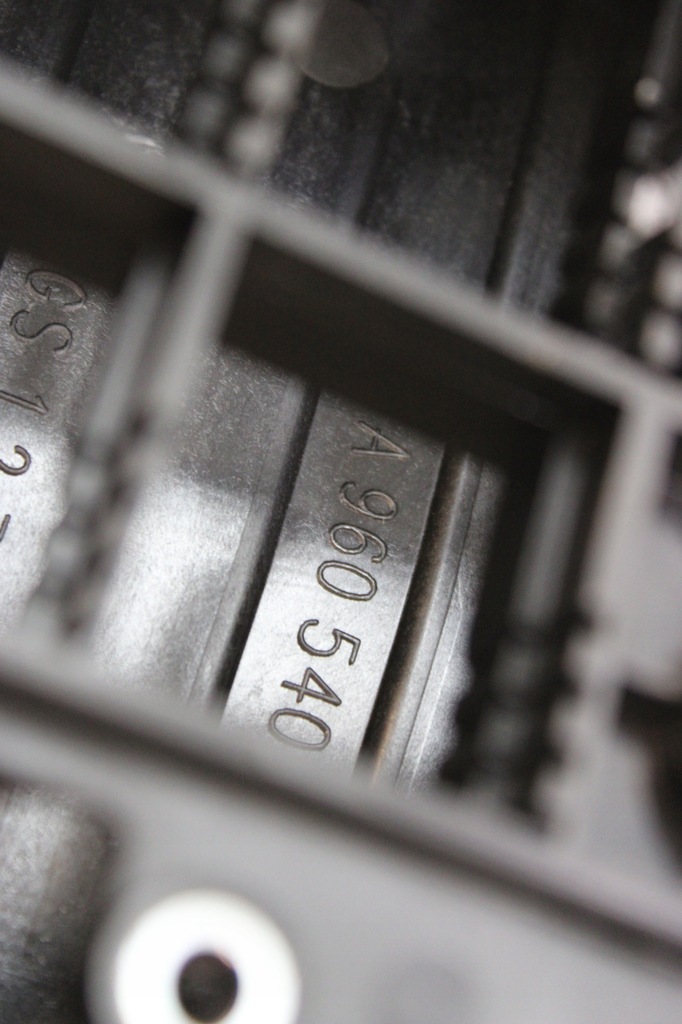 фото №8, Mercedes actros mp4 11-18 захист кришка кабелі запобіжників a9605400680