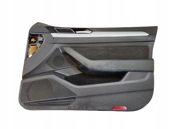 фото №1, Vw passat b8 обивка обшивка дверь правый