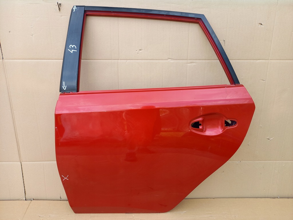 фото №1, Toyota auris ii 2 двері задні ліва задня