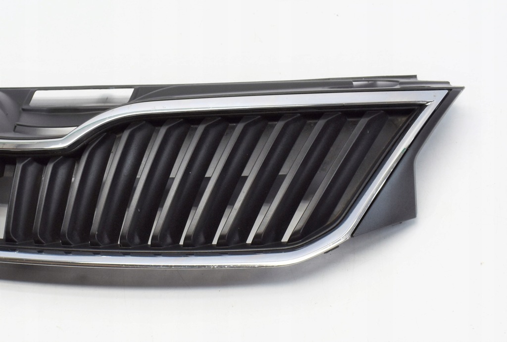 фото №2, Skoda оригинальный номер 5ja853668 решётка радиатора