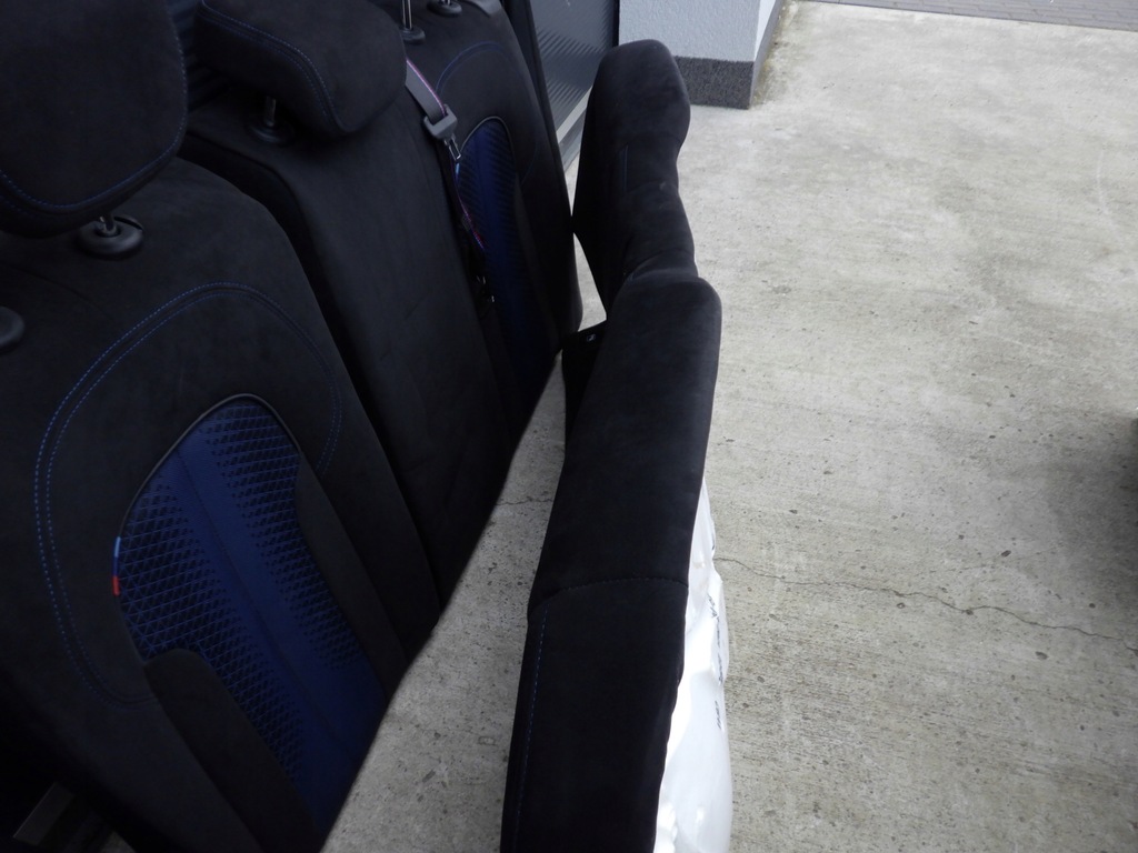 фото №13, Bmw f40 m135i 2021 сидіння заднє сидіння alcantara m m-performance