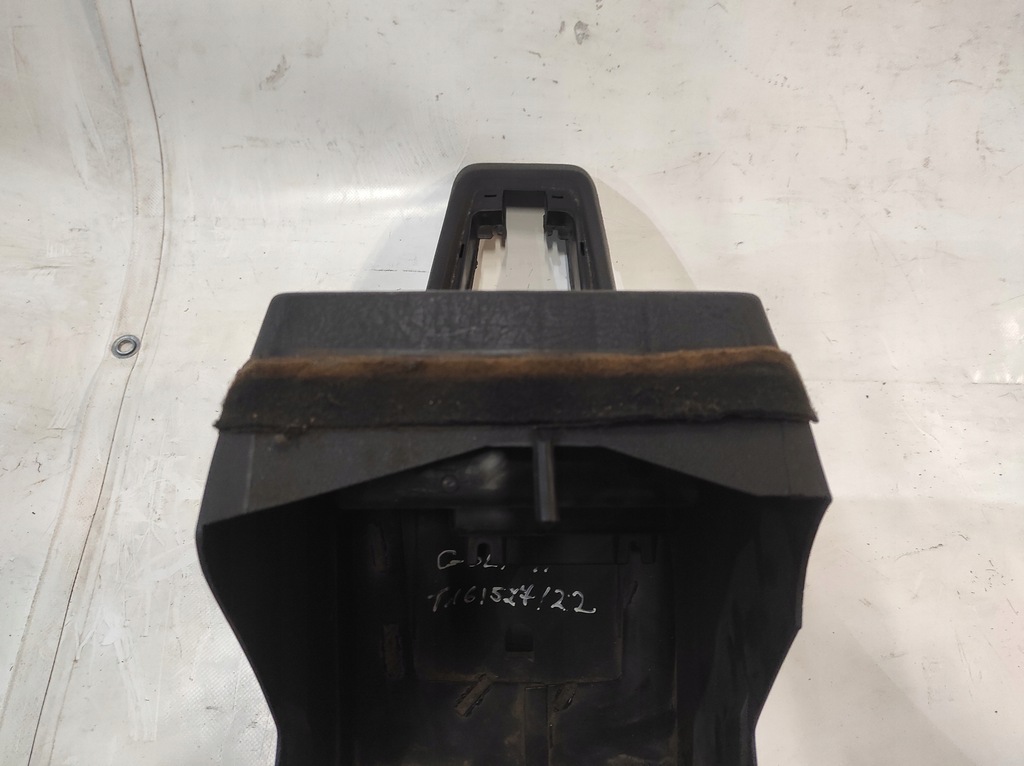 фото №5, Vw golf ii туннель средний прикуриватель пепельница