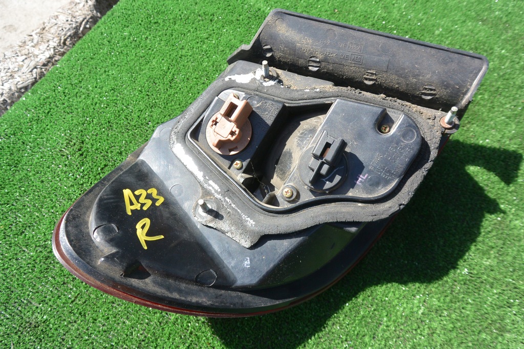 фото №8, Nissan maxima a33 лампа задняя левая правая крыло