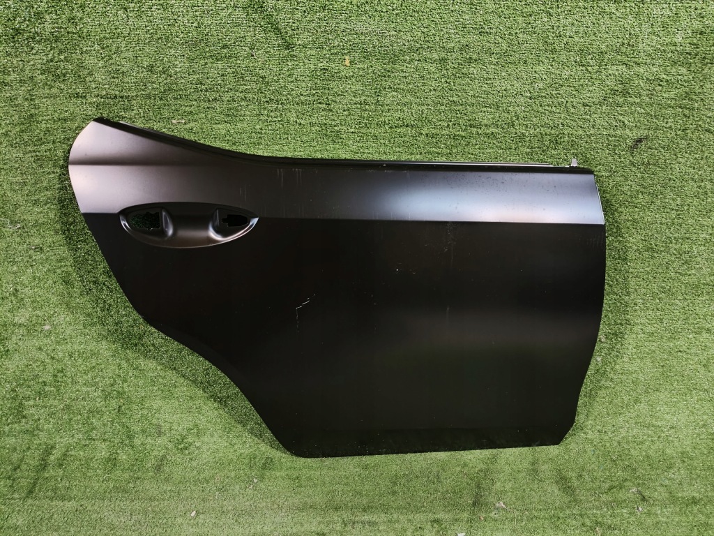 Купить Обшивка дверь правое задние toyota corolla e16 nr.127