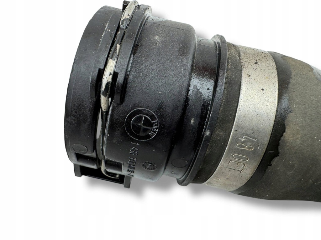 Купити Bmw 5 f10 f11 2011 шланг / патрубок радіатора