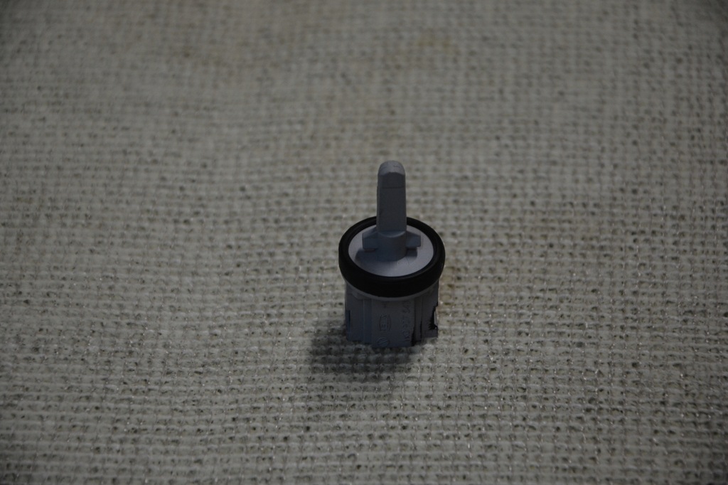 фото №9, Датчик температури vw passat cc 1k0907543g