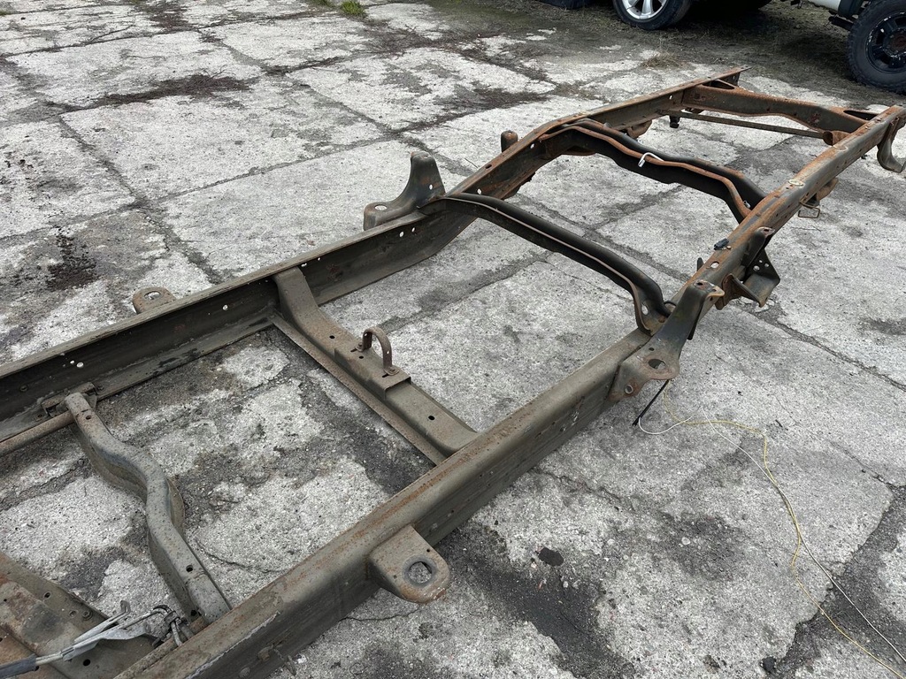 фото №10, Chevrolet silverado gmc sierra k2500 k3500 92-00r рама кузов long bed