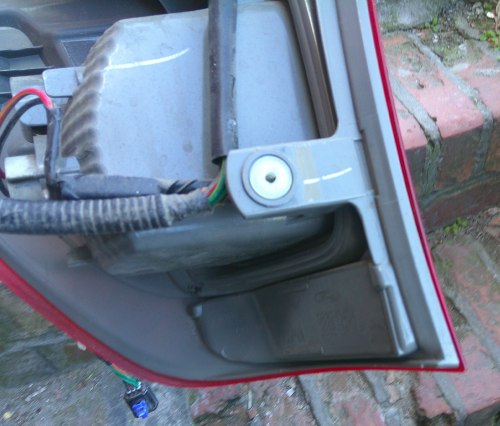 фото №12, Ford ranger iii 12- правая задняя лампа тонированная оригинал europa