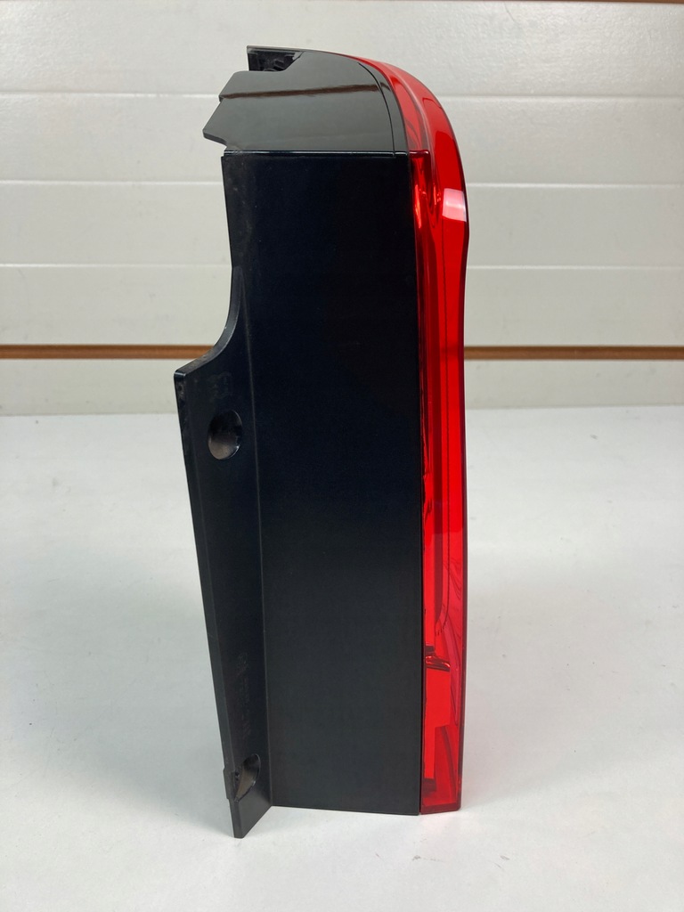 фото №7, Лампа правая задняя mercedes vito 447 a447 led