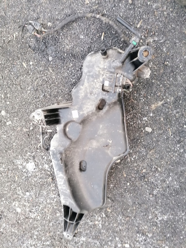 фото №1, Бак adblue vw t-roc 5q0131877r