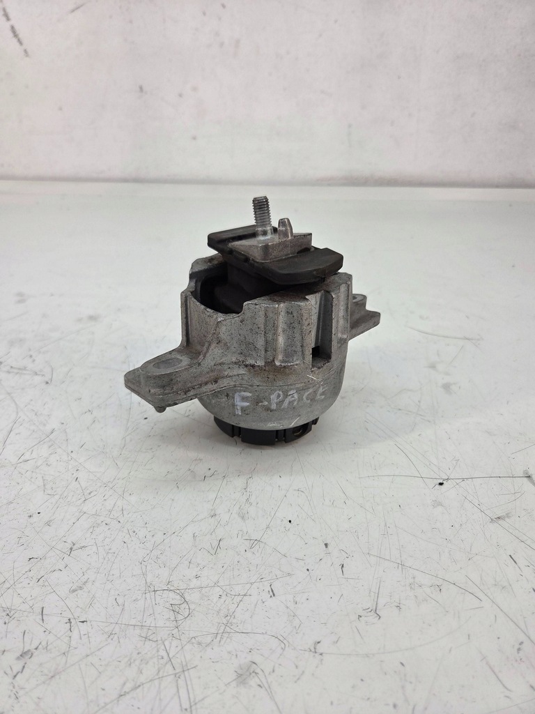 фото №1, Land rover range rover velar 2018 кронштейн / кронштейн двигателя