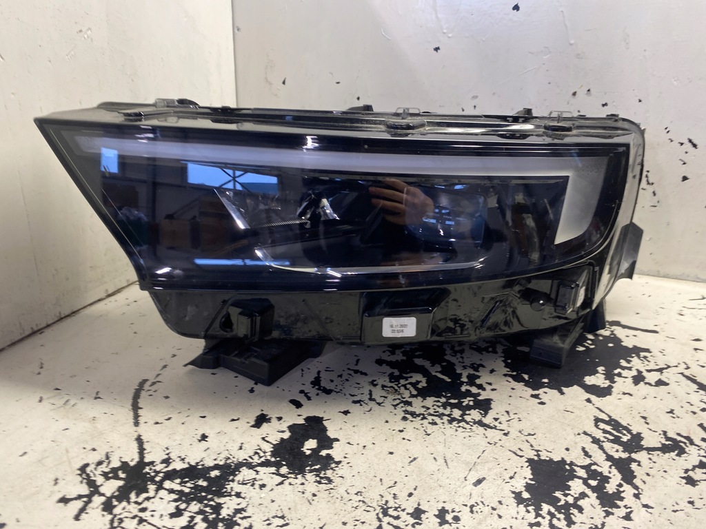 фото №1, Opel mokka b лампа левый перед full led matrix 9847939080