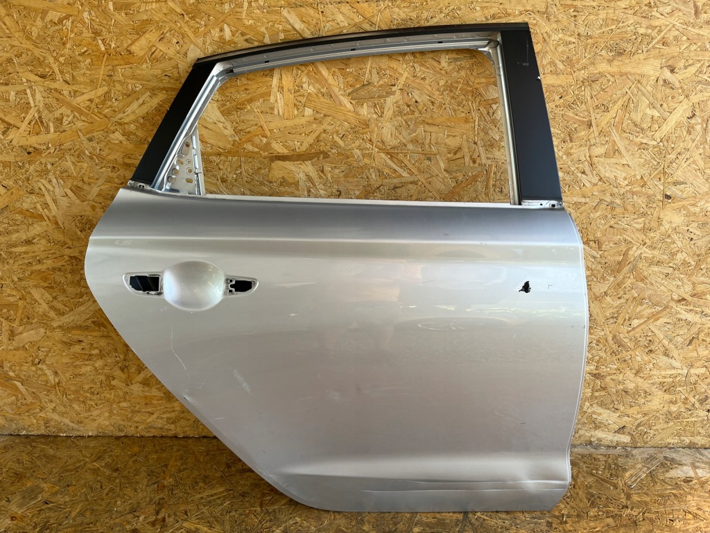 фото №1, Hyundai i30 i-30 iii 3 fastback 17- дверь задние задняя правое