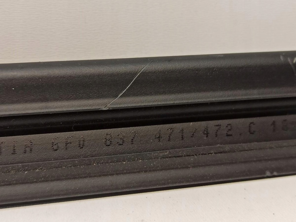 фото №3, Seat arona молдинг дверь левый перед 6f0837471