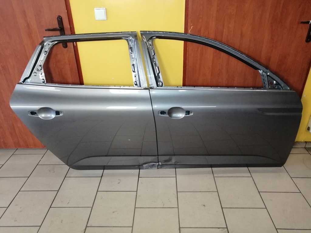 фото №1, Renault talisman дверь правое kombi