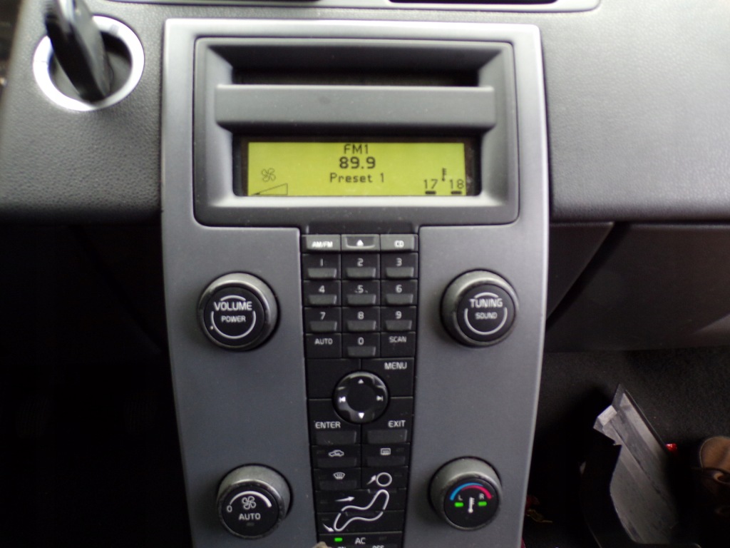 фото №2, Дисплей радио 30797719 volvo s40 2 ii 04-07