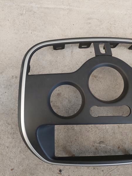 фото №3, Kangoo iii 13- рамка радио панель 682608849r