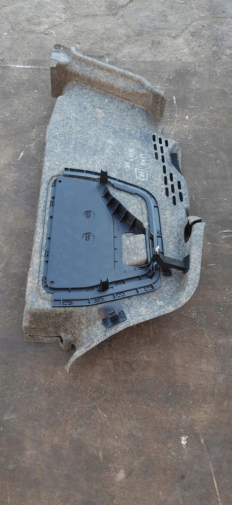 фото №6, Обшивка багажника лівий audi a4 b8