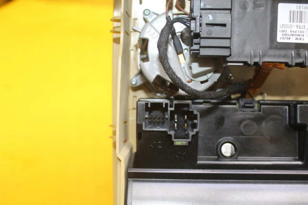 фото №9, Ліхтарі салону перед vw phaeton 3d0907135d