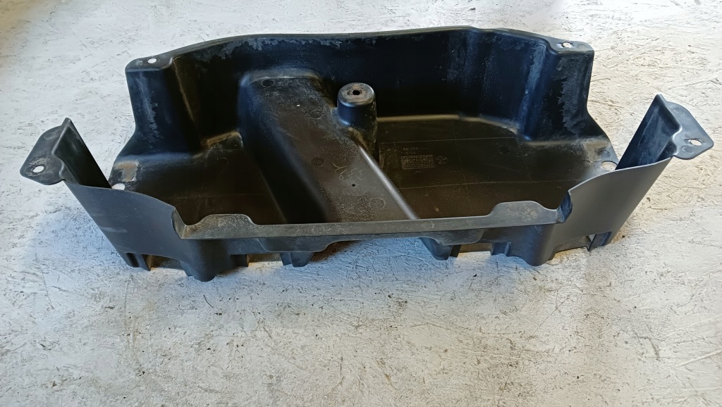 фото №1, Chrysler 200 захист дифузор задня 68199614aa usa 15-