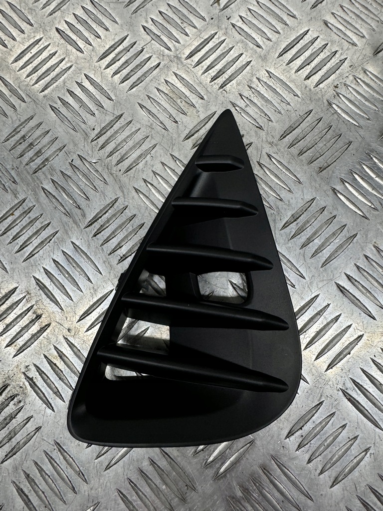 фото №1, Lexus rc 300 rc200 rc350 lift 2019 заглушка бампера решітка протитуманна фара led pra