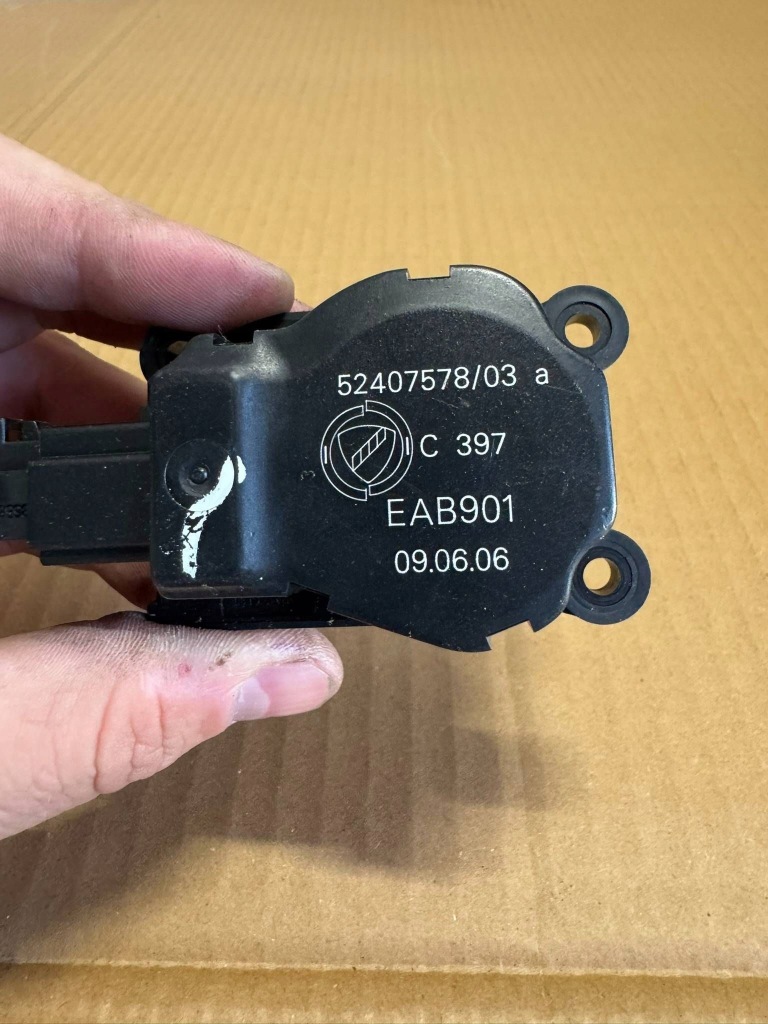 фото №1, Моторчик отопителя alfa romeo 159 52407578