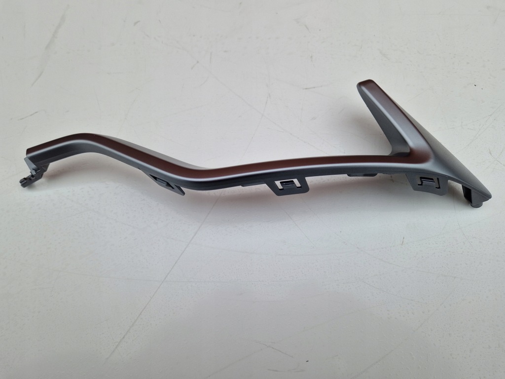 Купить Hyundai i30 рестайлинг  решётка бампера молдинг правая 86695-g4650