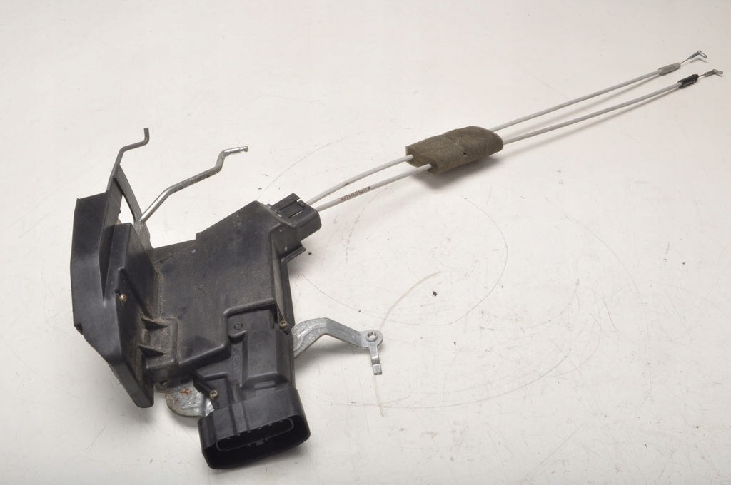 фото №1, Toyota tundra замок двері правий перед 00-06