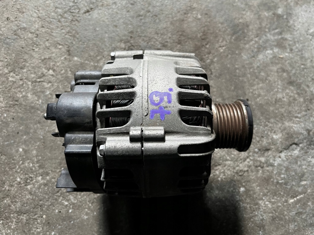 Купить 79 renault dacia 1.2 tce генератор 231007842r